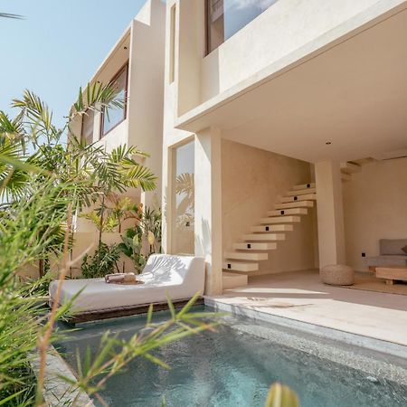 Olea Villas Resort Kuta  Bagian luar foto