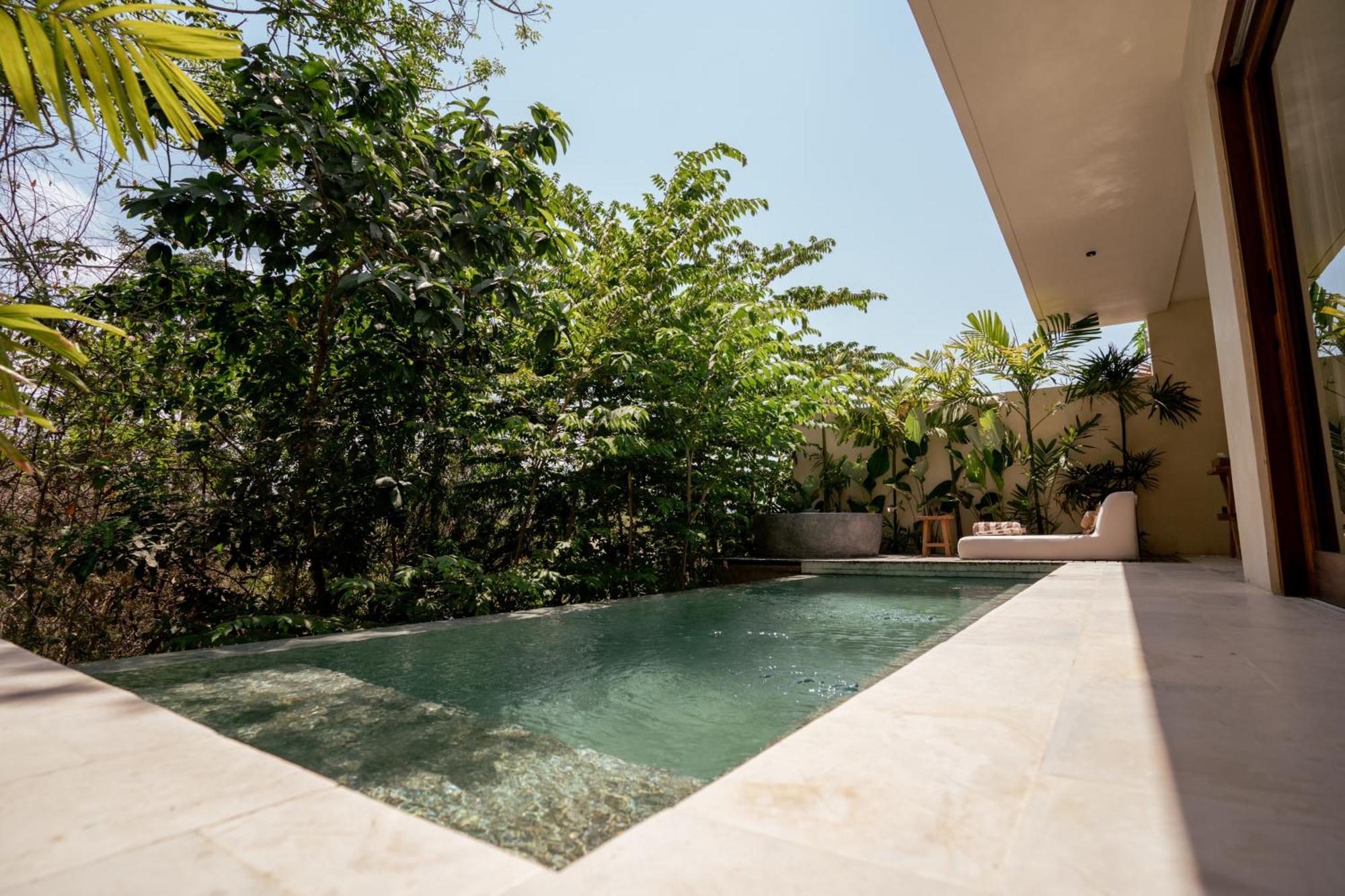 Olea Villas Resort Kuta  Bagian luar foto
