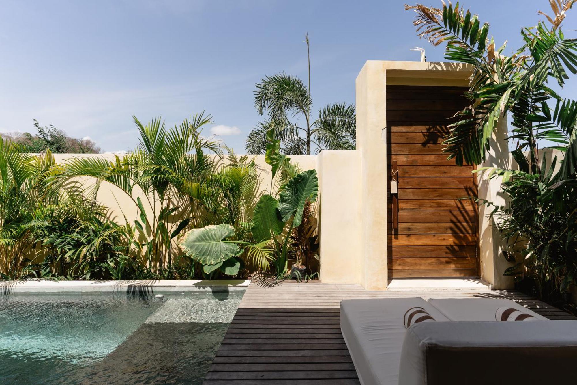 Olea Villas Resort Kuta  Bagian luar foto